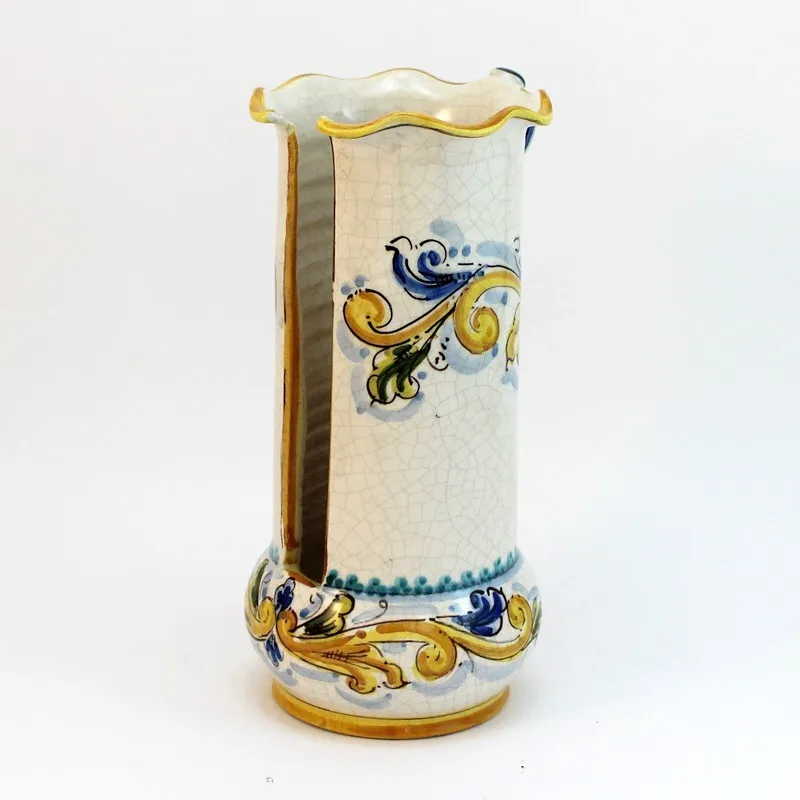 Portabicchieri in ceramica singolo.