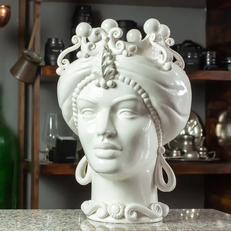 Teste di Moro Bianche in Ceramica siciliana di Caltagirone Donna Uomo H 40