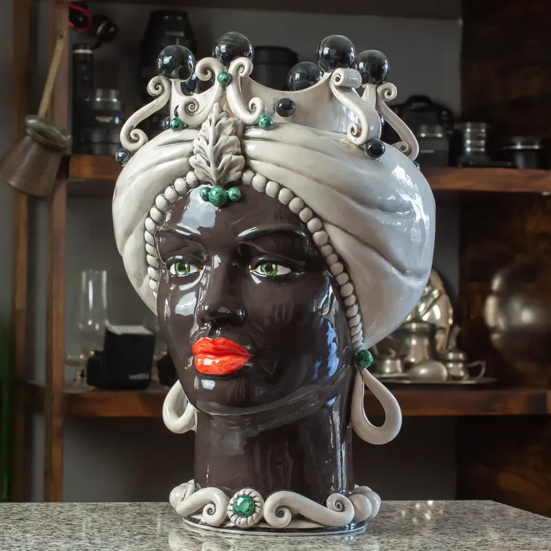 Teste di Moro in ceramica Siciliana Caltagirone Donna-Uomo Bianco Antico Volto Lucido cm 42