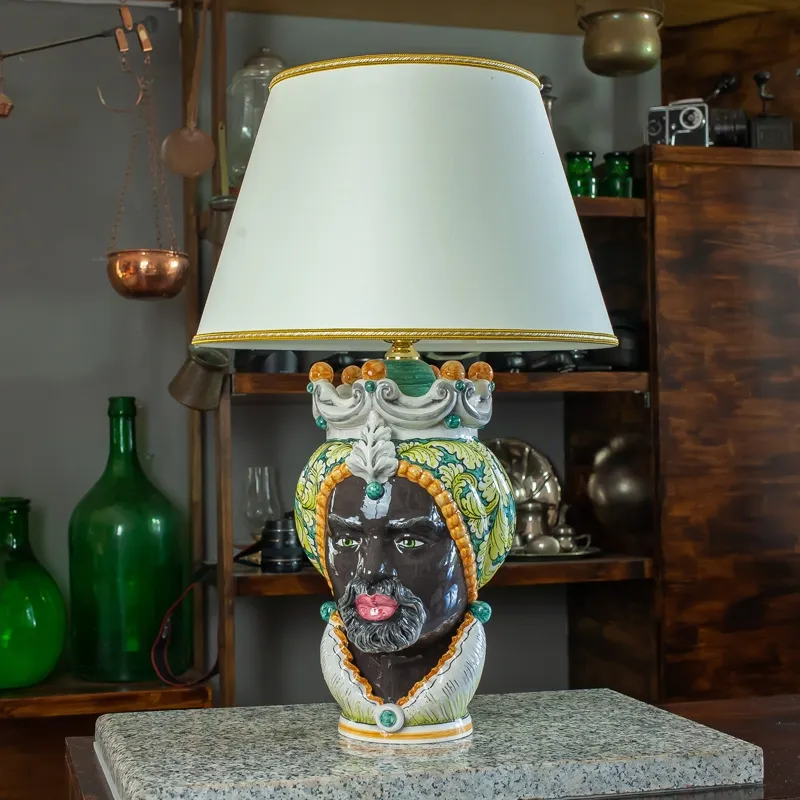 Lume Testa Ceramica di Caltagirone Uomo Giallo Ocra cm 62