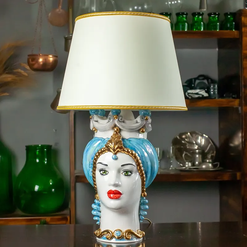 Lume Testa di moro in Ceramica di Caltagirone Donna Luxury Madreperlato cm 62
