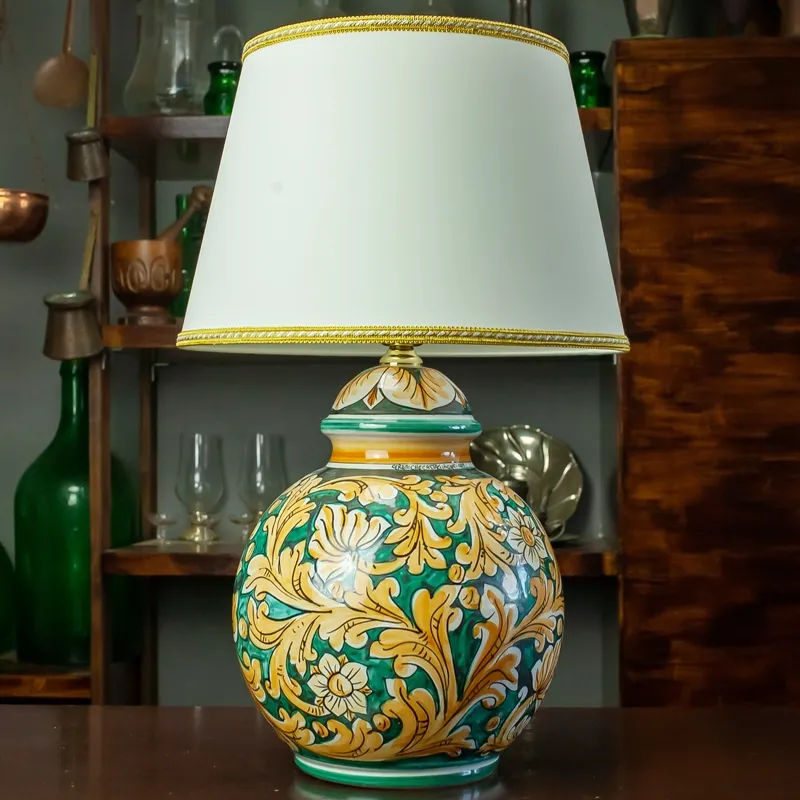 Lume ceramica siciliana Caltagirone Ornato Verde H. 55 cm
