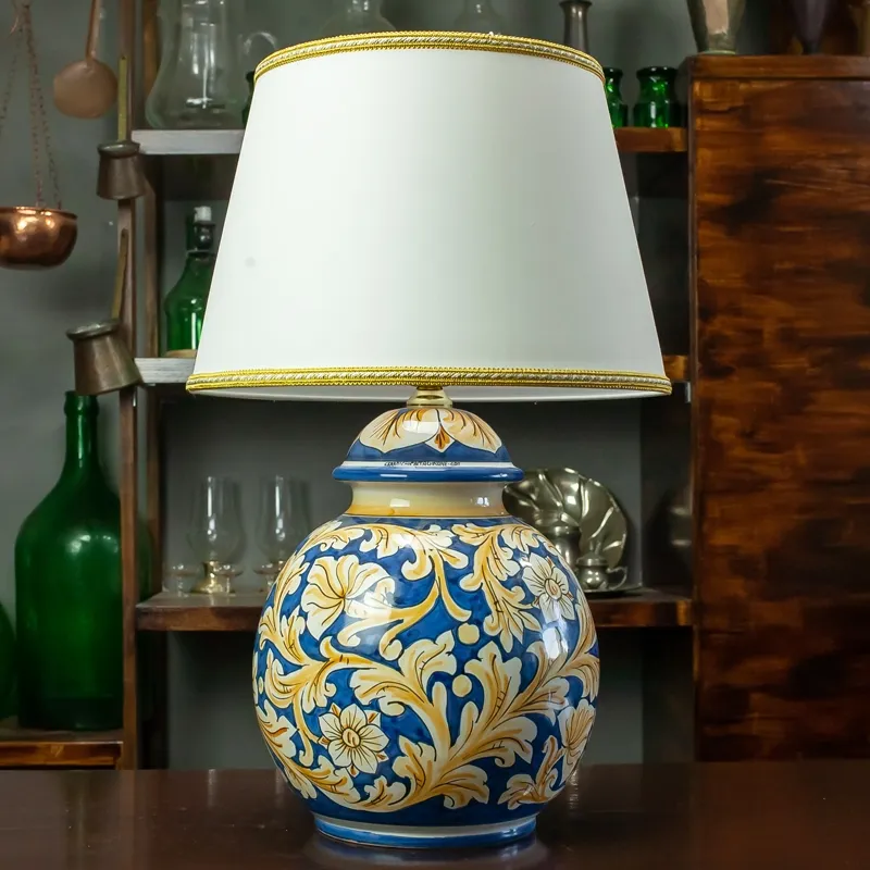 Lume ceramica siciliana Caltagirone Ornato Blu H. 55 cm